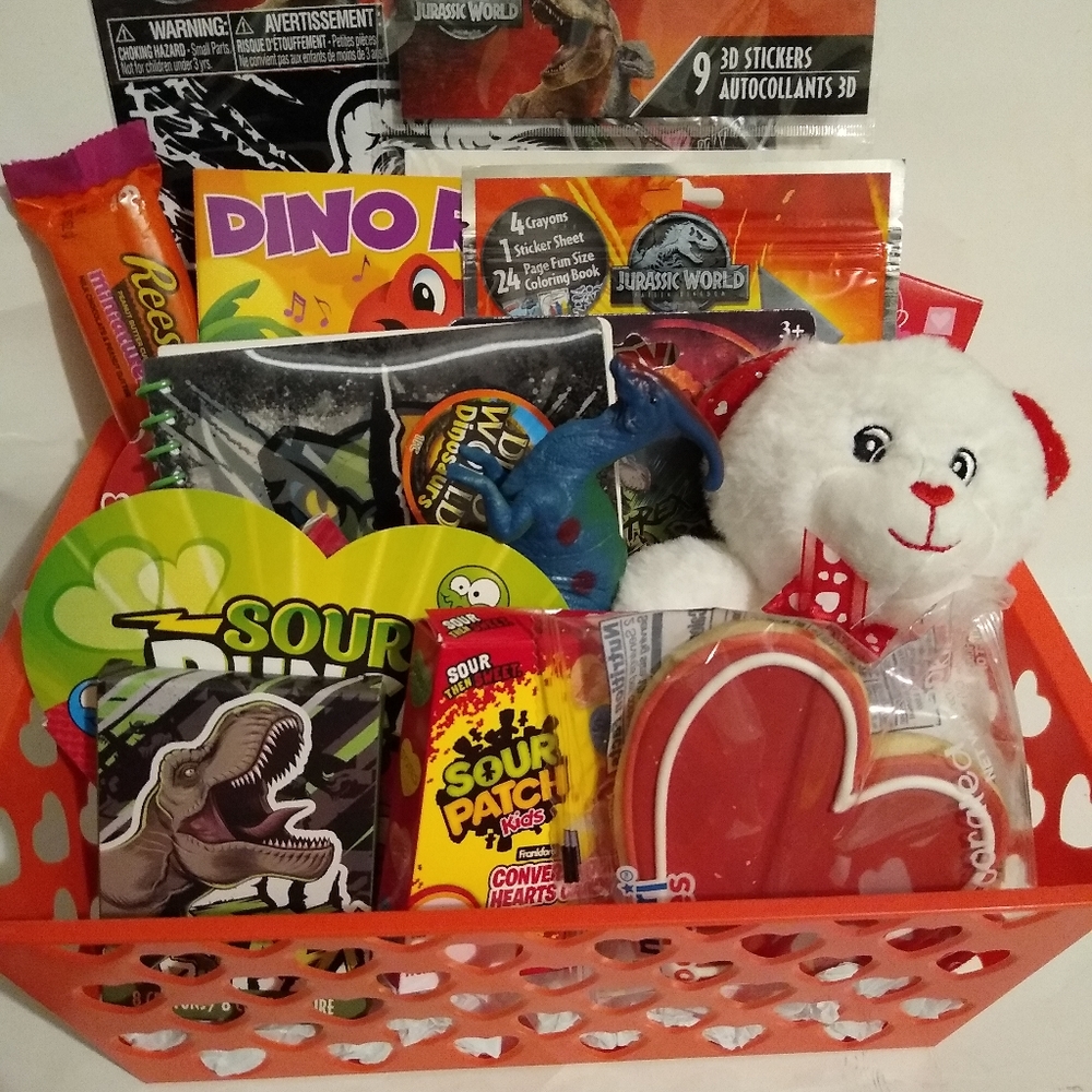 Jurassic World Valentine Basket